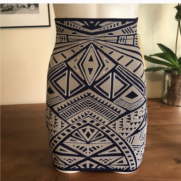 BCBGMAXAZRIA Katiya Medallion Knit Jacquard Skirt - Picture 3 of 5